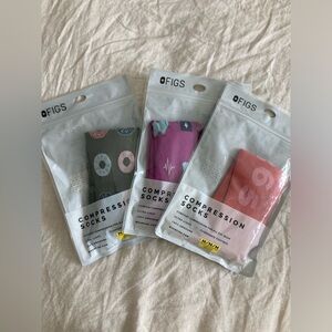 NEW in packaging, FIGS socks, M